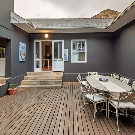 Villa Blu Guesthouse Hermanus Bagian luar foto