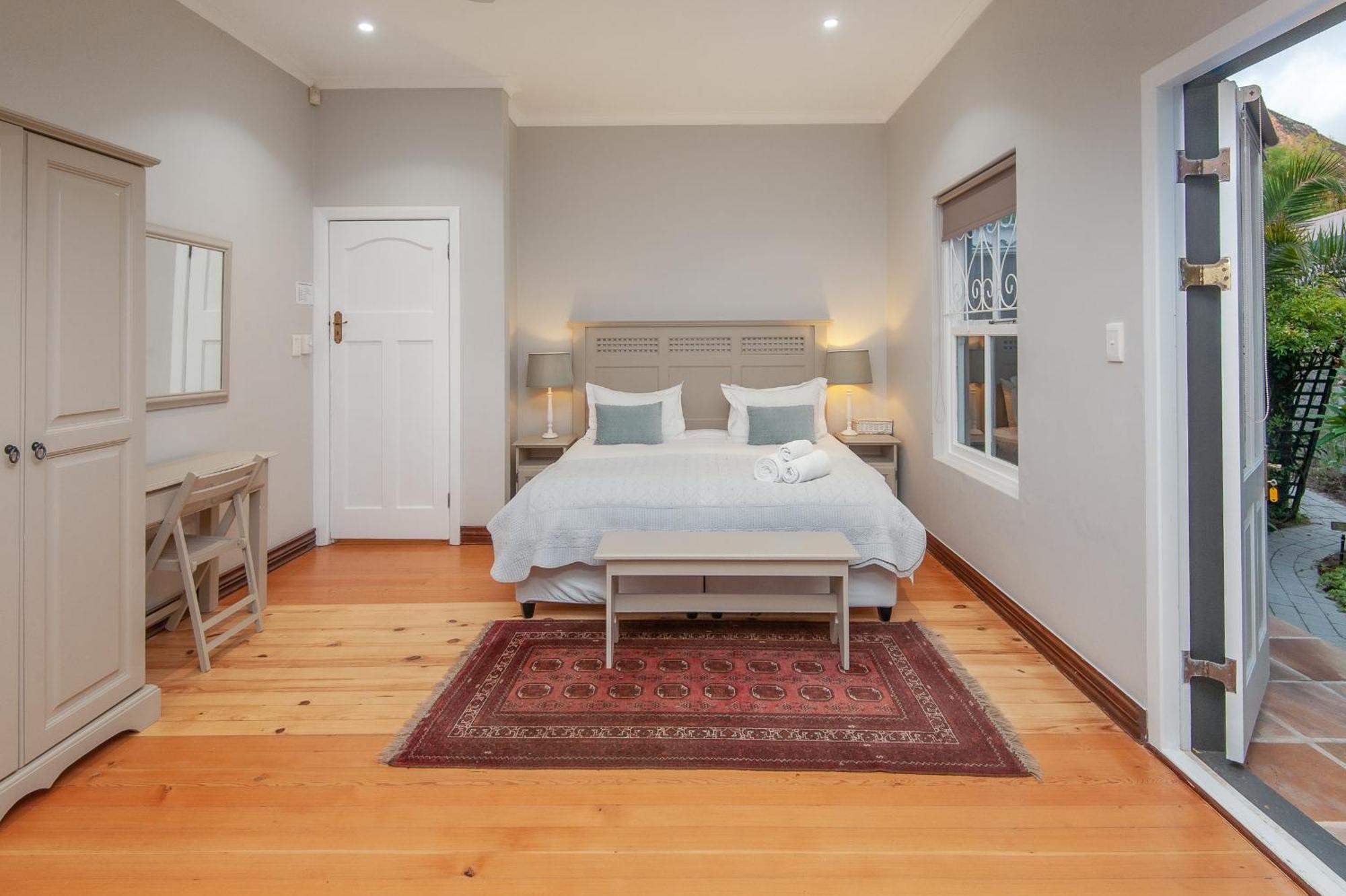Villa Blu Guesthouse Hermanus Bagian luar foto