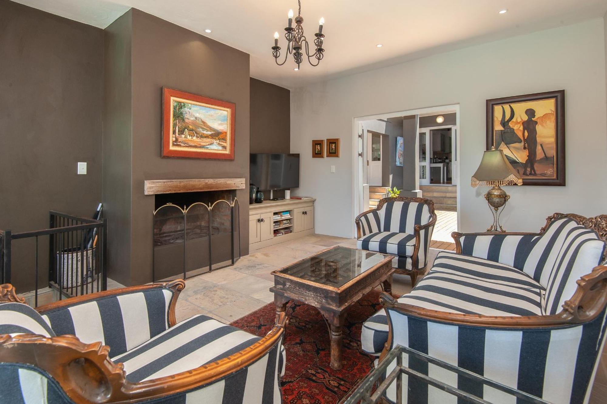 Villa Blu Guesthouse Hermanus Bagian luar foto