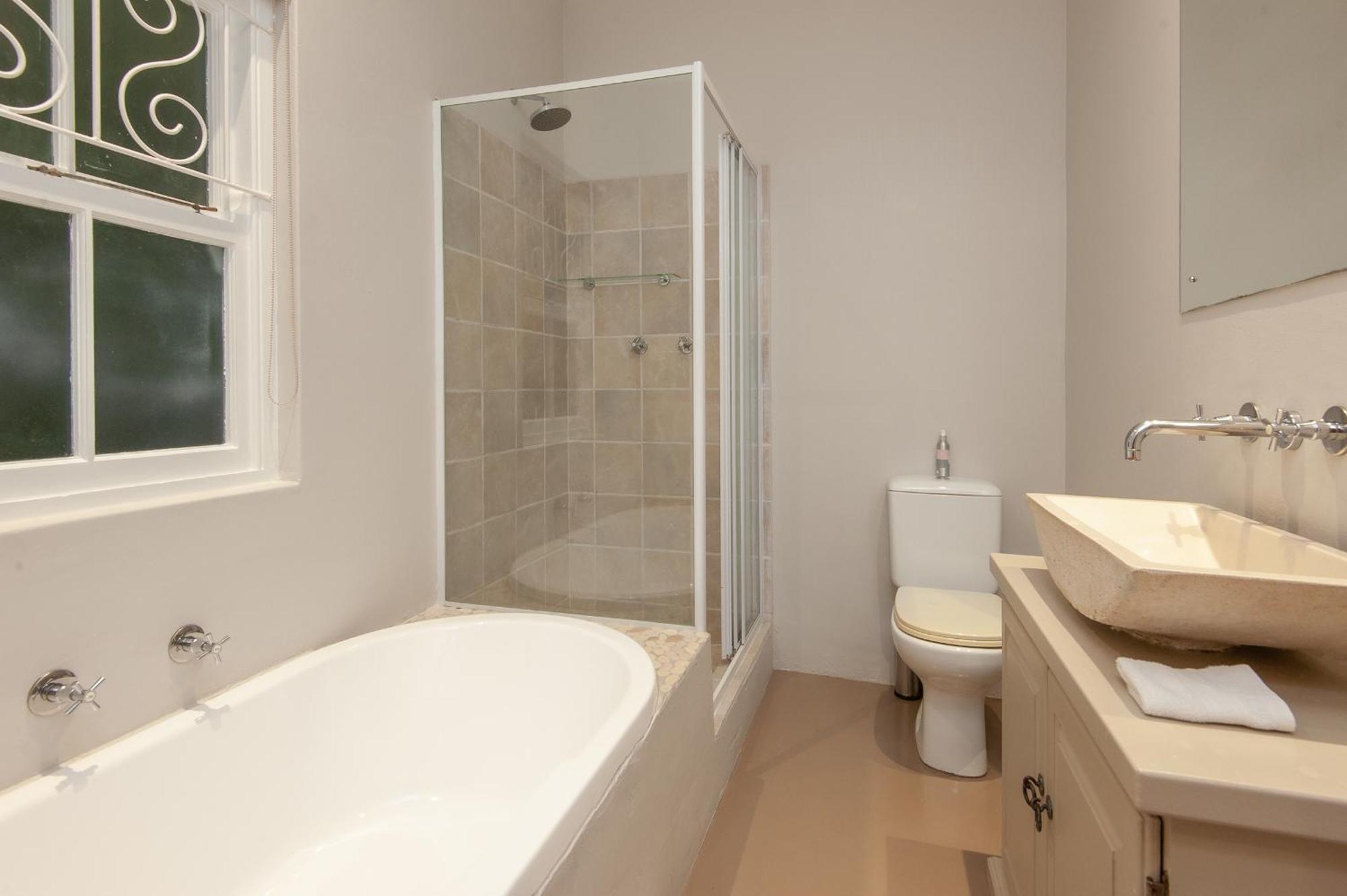 Villa Blu Guesthouse Hermanus Bagian luar foto