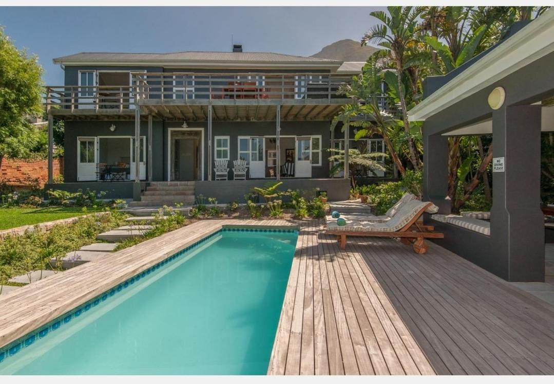 Villa Blu Guesthouse Hermanus Bagian luar foto